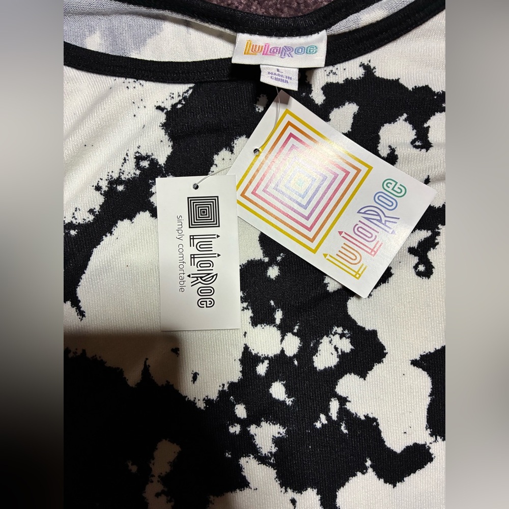LuLaRoe Black and White Short Sleeve Tee - Picture 3 of 3